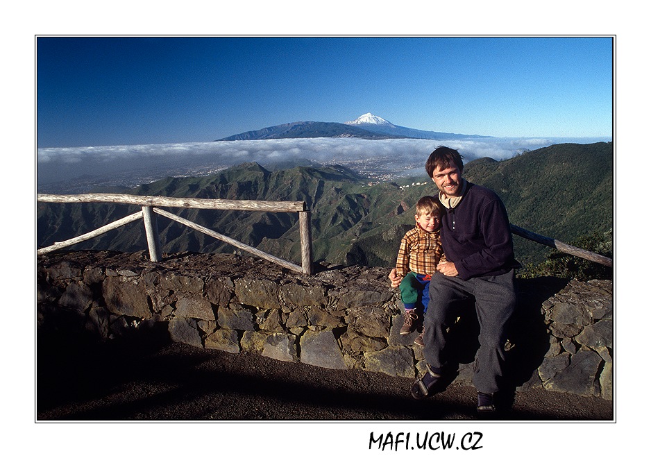 canaria06_04_10 .jpg